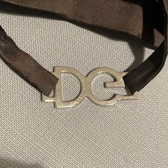 Dolce&Gabbana Silk Shorts with Logo Belt Buckle - Picture 6 of 8